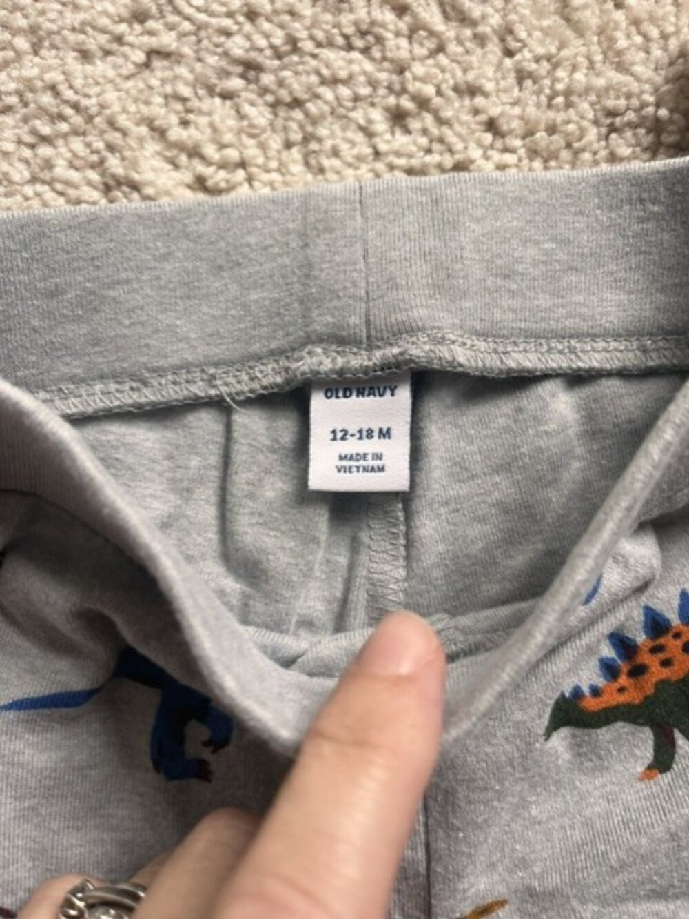 Old Navy Dinosaur 2-Piece Outfit Set Gray Bodysuit & Pants 12-18 Months - Picture 2 of 2